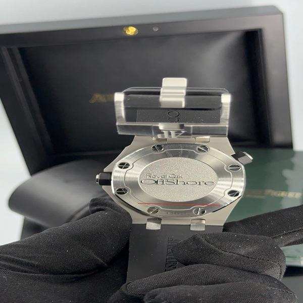 AUDEMARS PIGUET ROYAL OAK OFFSHORE DIVER BLACK DIAL WITH BLACK RUBBER STRAP 41mm SWISS MOVEMENT