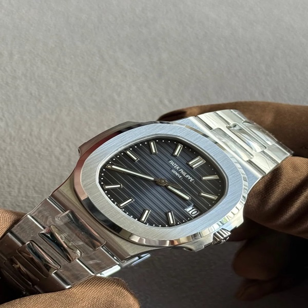 Patek Philippe Nautilus 5711/1A-010 Super master premium 1:1