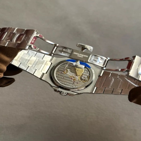 Patek Philippe Nautilus Moon Phase 5712/1A-001 Super master premium 1:1
