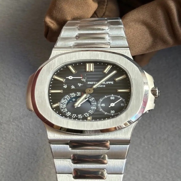 Patek Philippe Nautilus Moon Phase 5712/1A-001 Super master premium 1:1