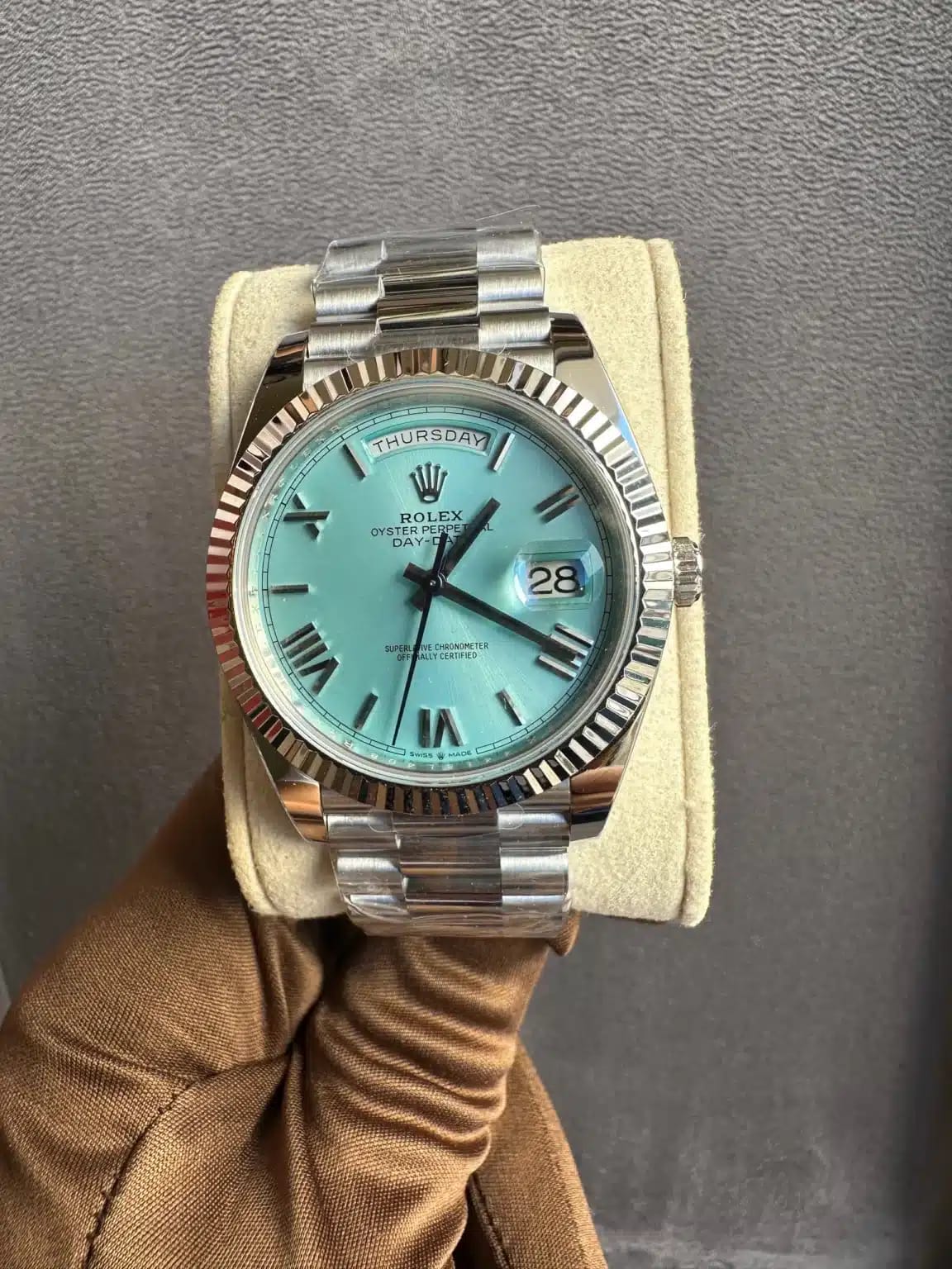 Rolex Day-Date 40 Platinum Ice Blue super master premium