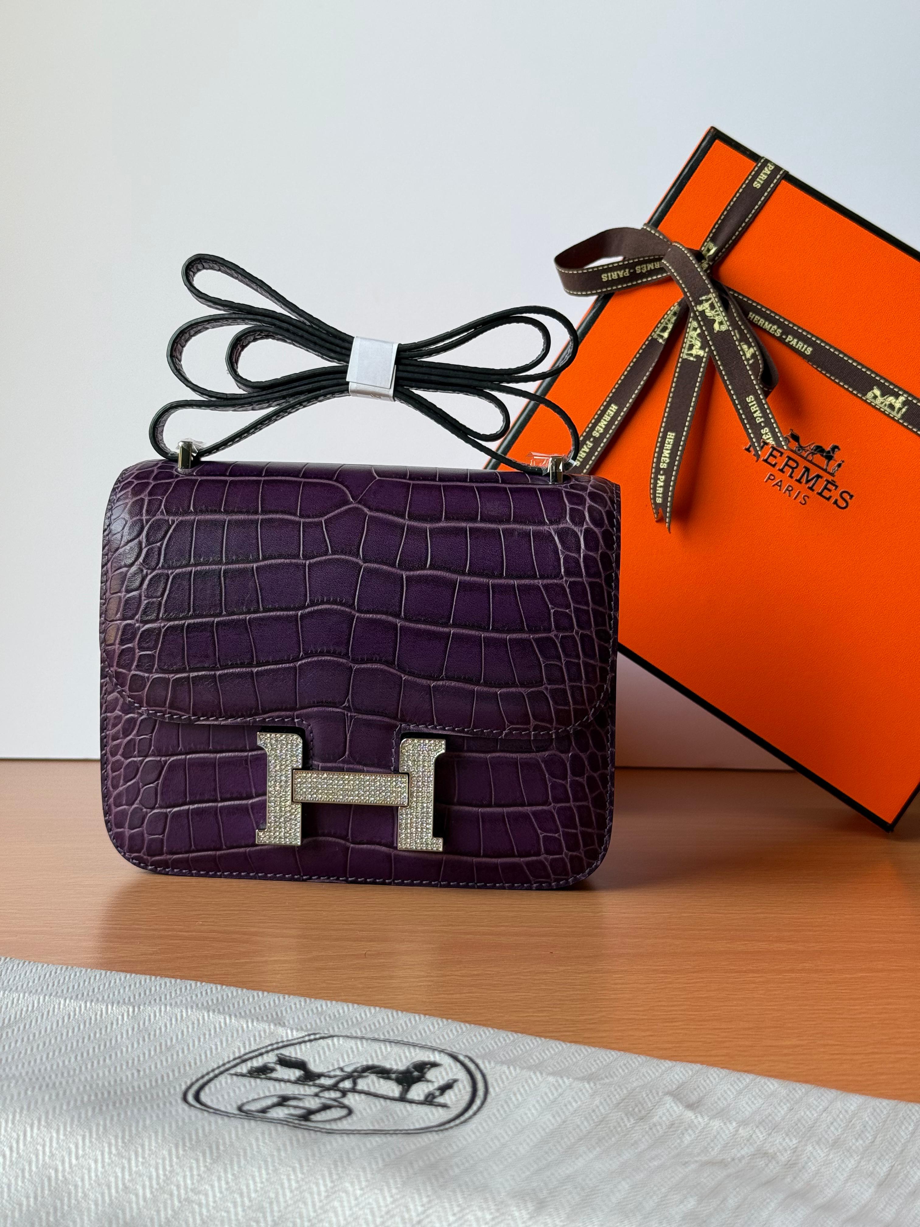 *Hermes* Constance purple  18 Cm Master Quality