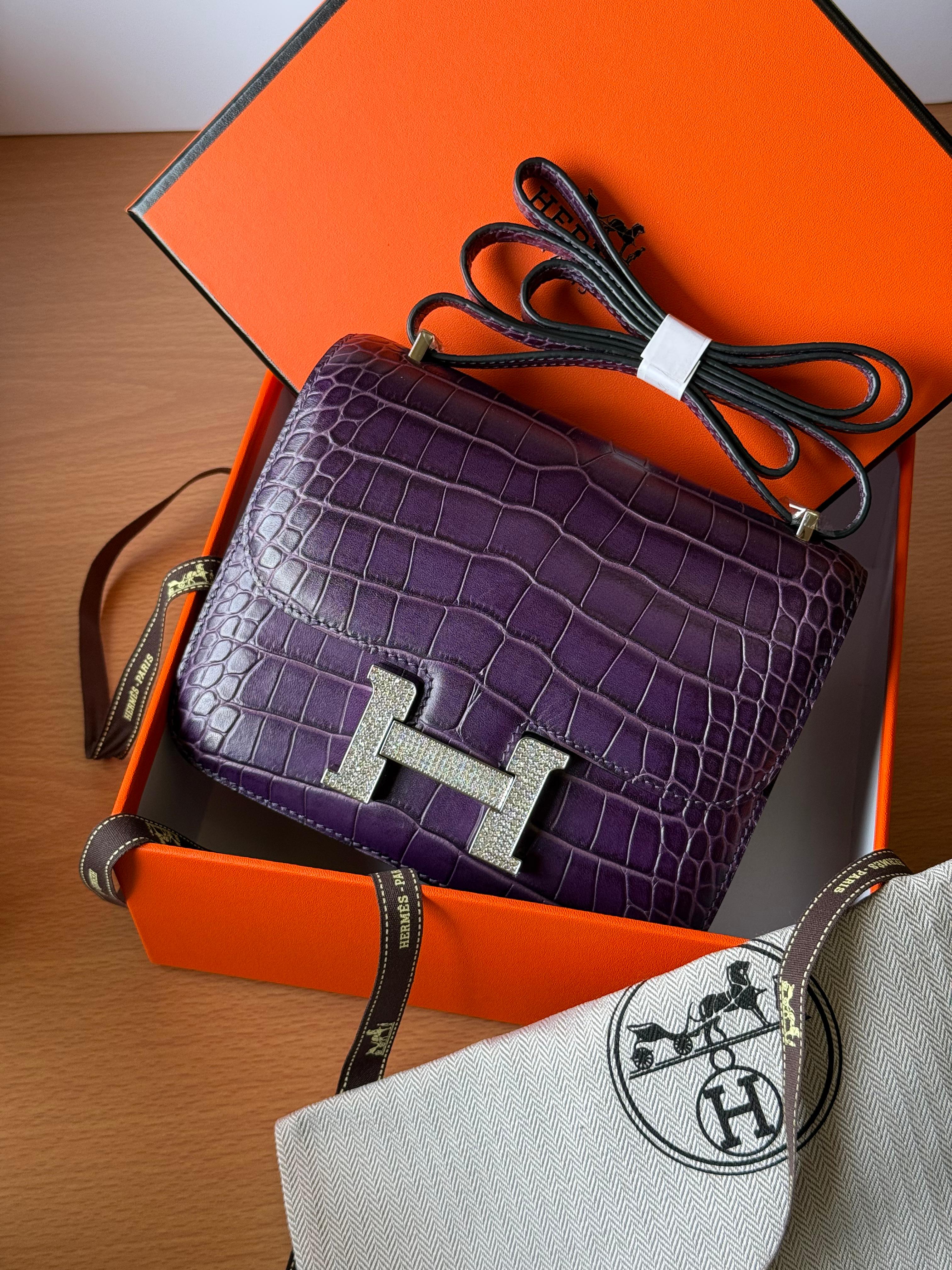 *Hermes* Constance purple  18 Cm Master Quality