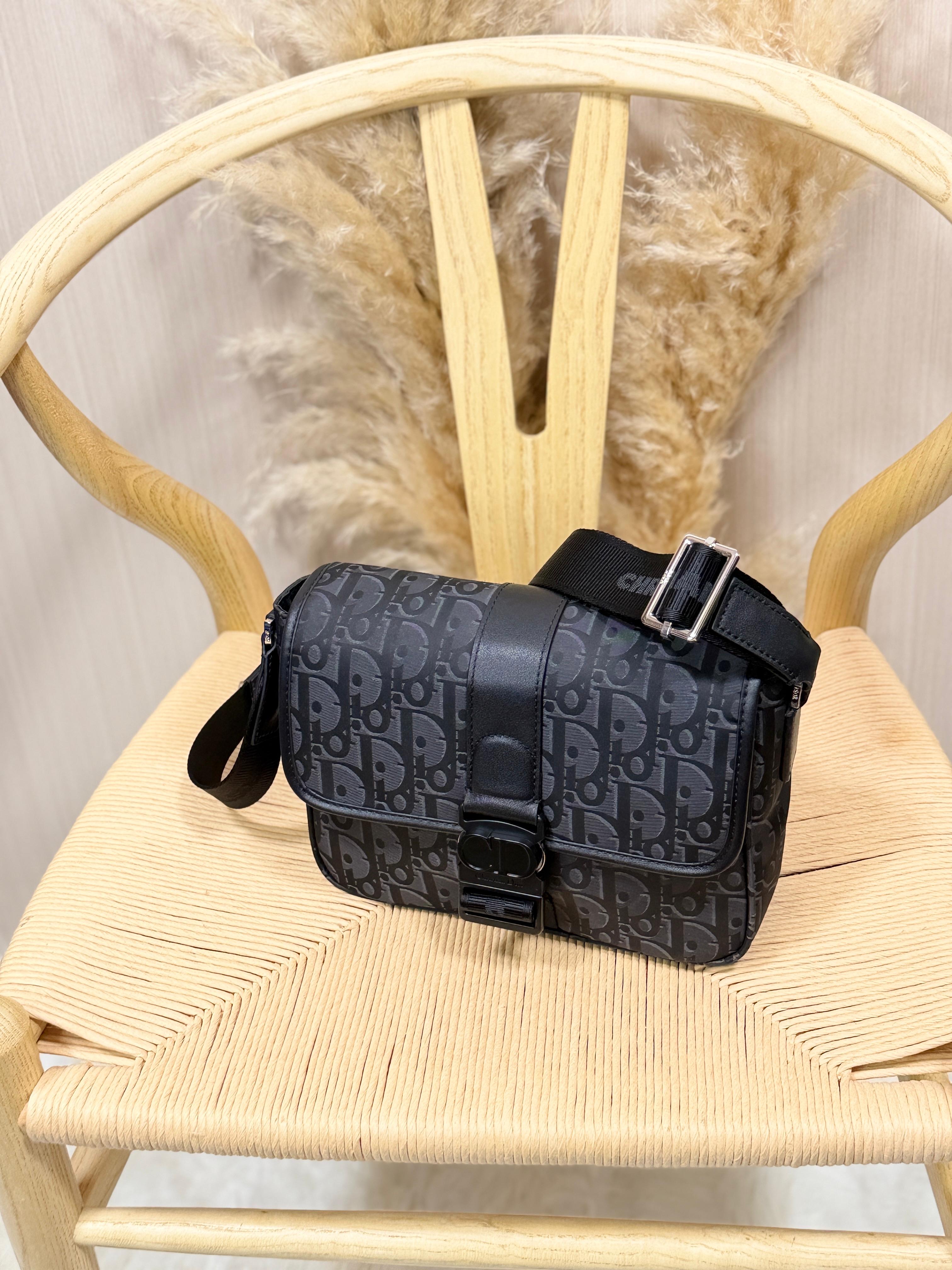 DIOR Messenger bag Super master quality 1:1